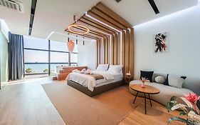Marina Luxury Suites By Ps